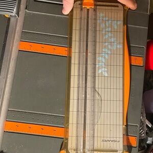 Fiskars SureCut Deluxe Paper Trimmer-12", Clear